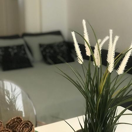 Interno4Home: In Centro Storico Con Posto Auto Ferrara Esterno foto
