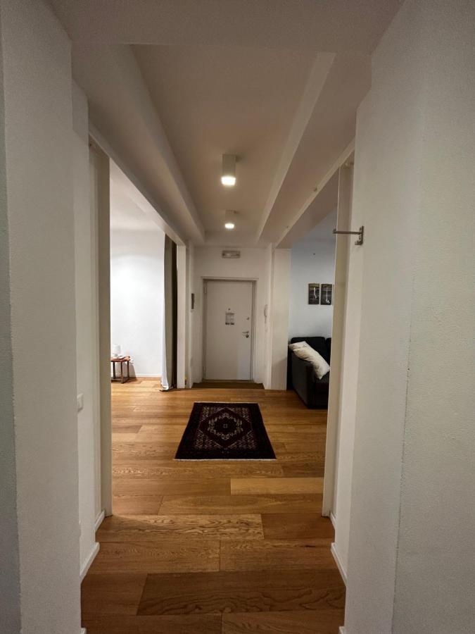 Interno4Home: In Centro Storico Con Posto Auto Ferrara Esterno foto