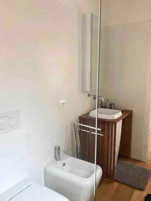 Interno4Home: In Centro Storico Con Posto Auto Ferrara Esterno foto